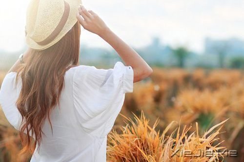 ��һ�������з羰��Ů�� (2)